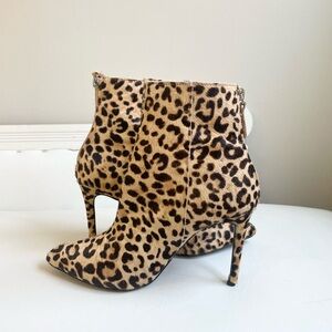 STEVE MADDEN LEOPARD PRINT PONY HAIR ANKLE BOOTS BACK ZIPPER BLACK TAN HIGH HEEL